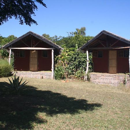 Itc Lodge Ranohira Exterior foto