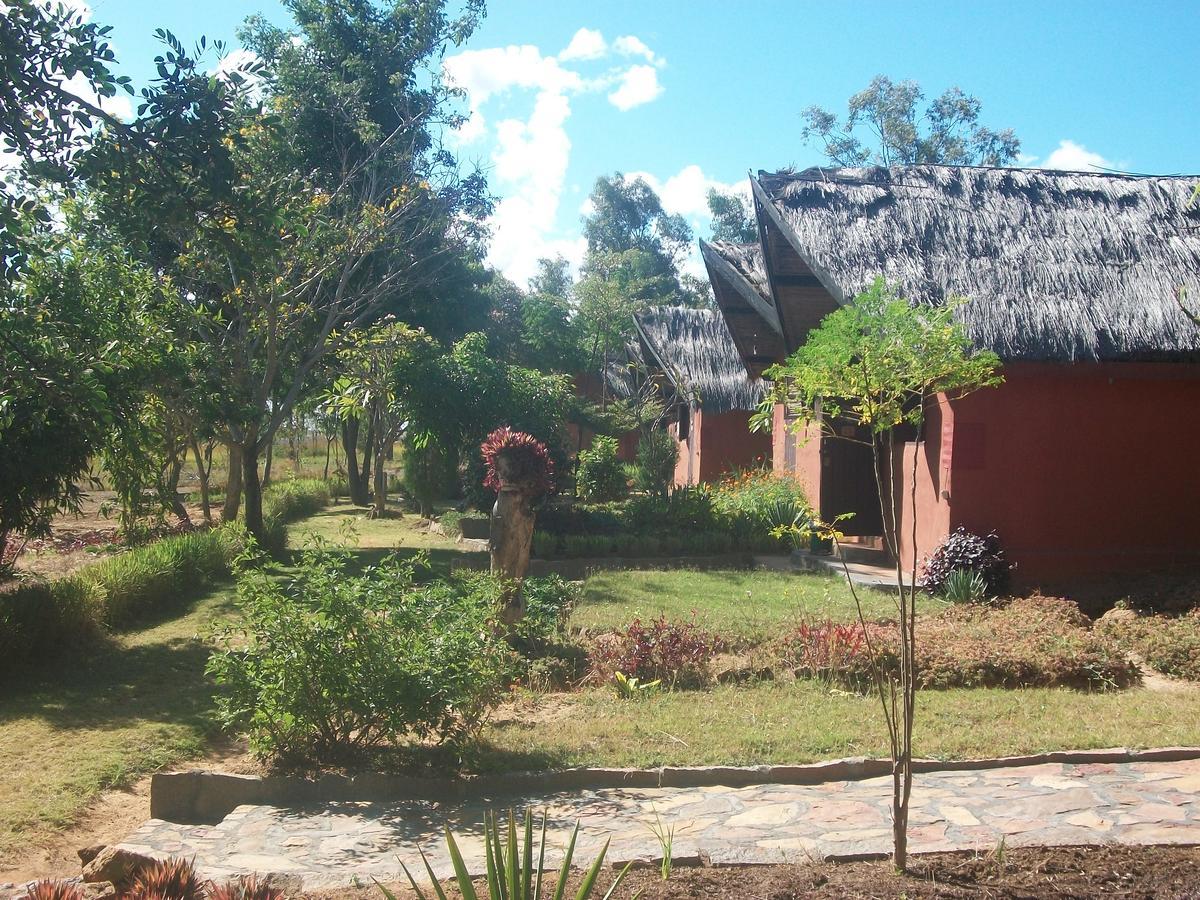 Itc Lodge Ranohira Exterior foto