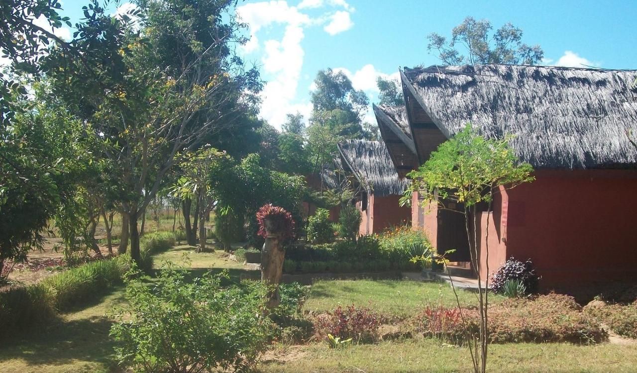 Itc Lodge Ranohira Exterior foto