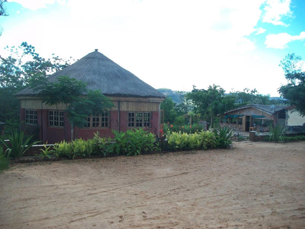 Itc Lodge Ranohira Exterior foto